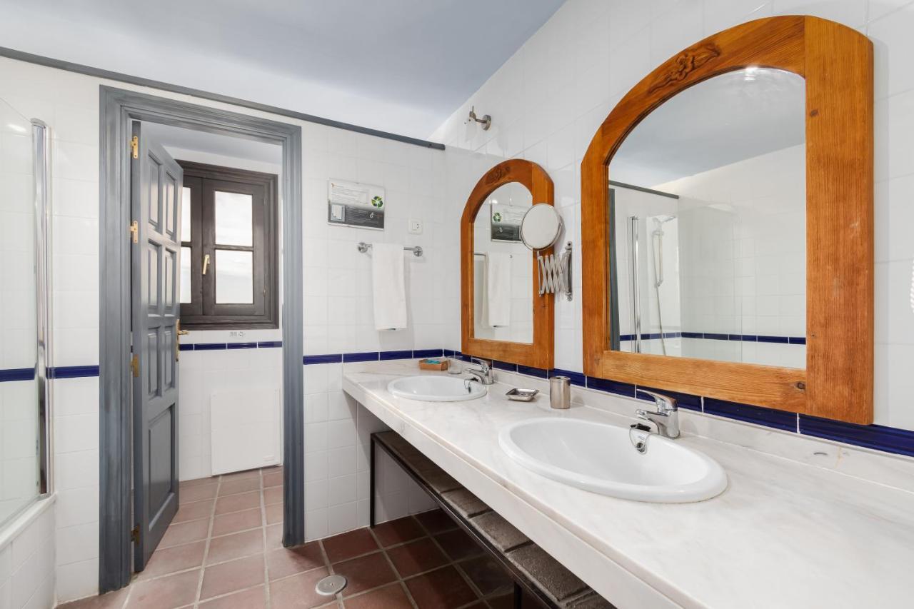 Hotel Cerro De Hijar 3*