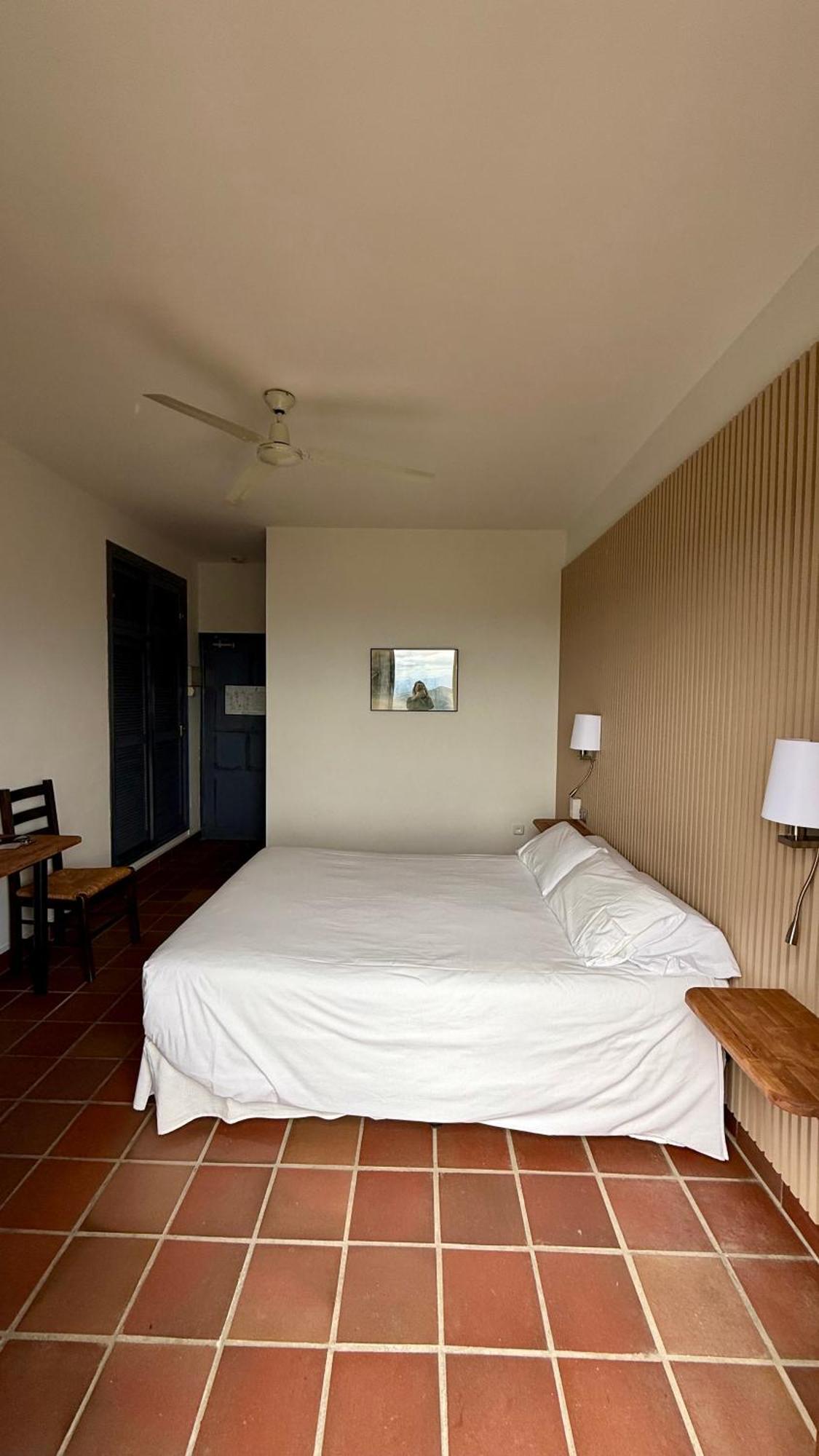 Cerro De Hijar Hotel
